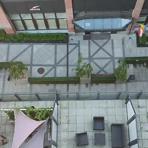 https://studio-pawia-center.warsawhotelspoland.com